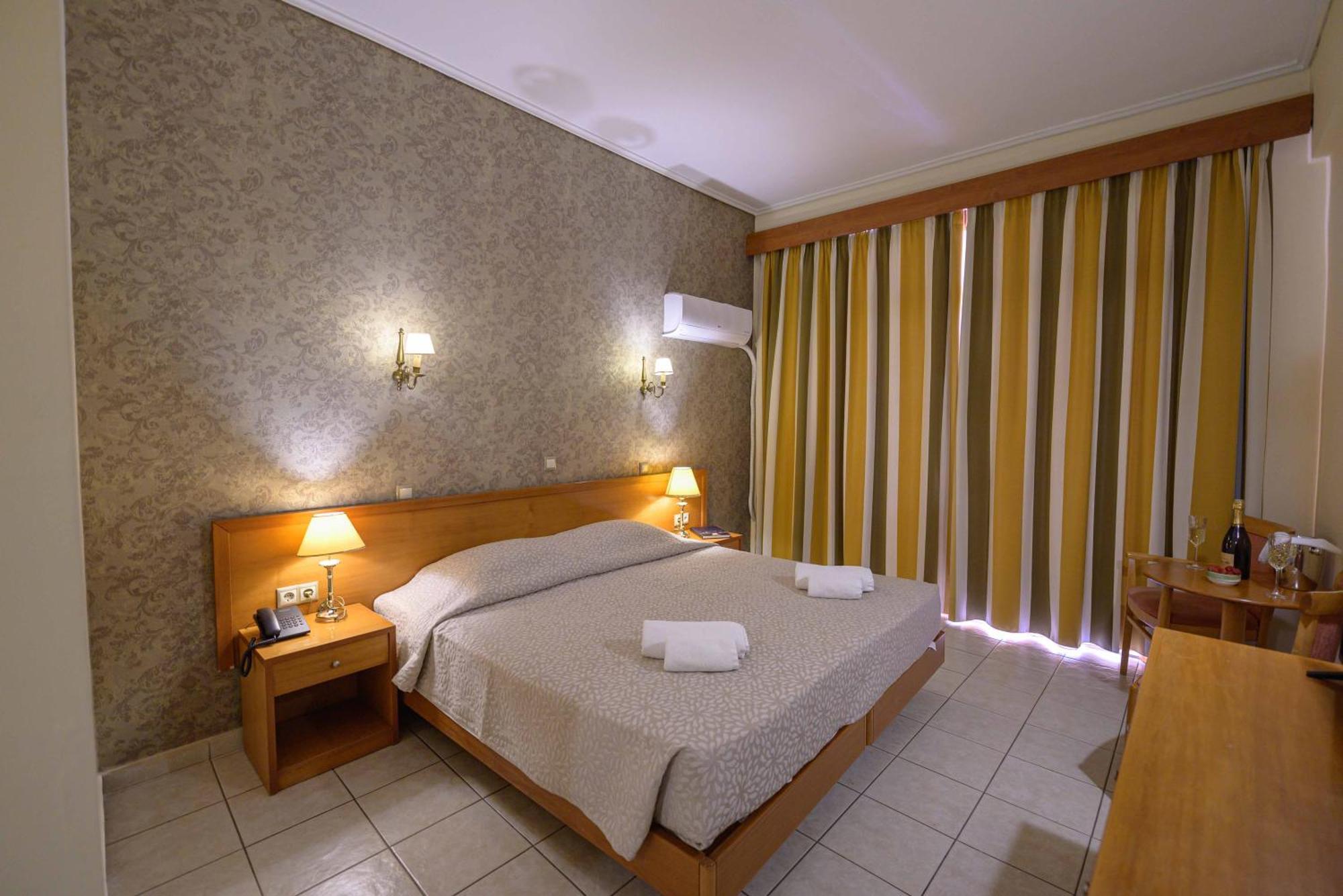 Neda Hotel 올림피아 외부 사진