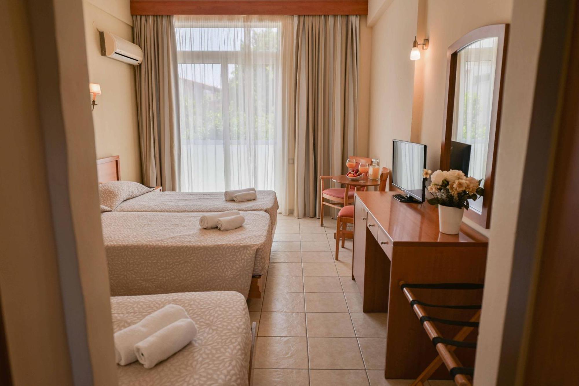 Neda Hotel 올림피아 외부 사진